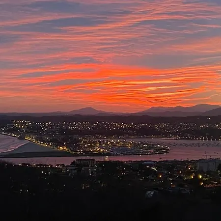 Hermosa, 1 H Bilbao, 5' De France Villa